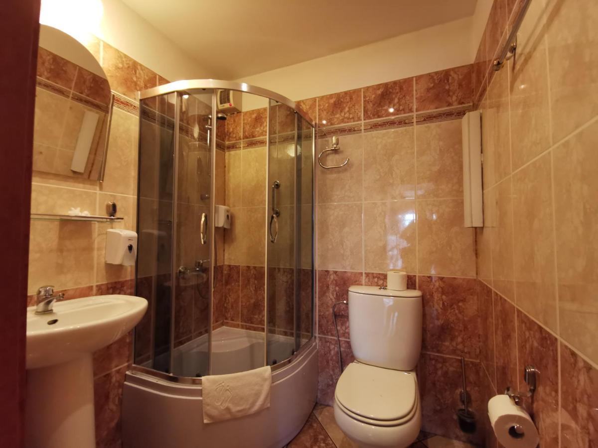 Hotel Atlantis Poznan Dış mekan fotoğraf