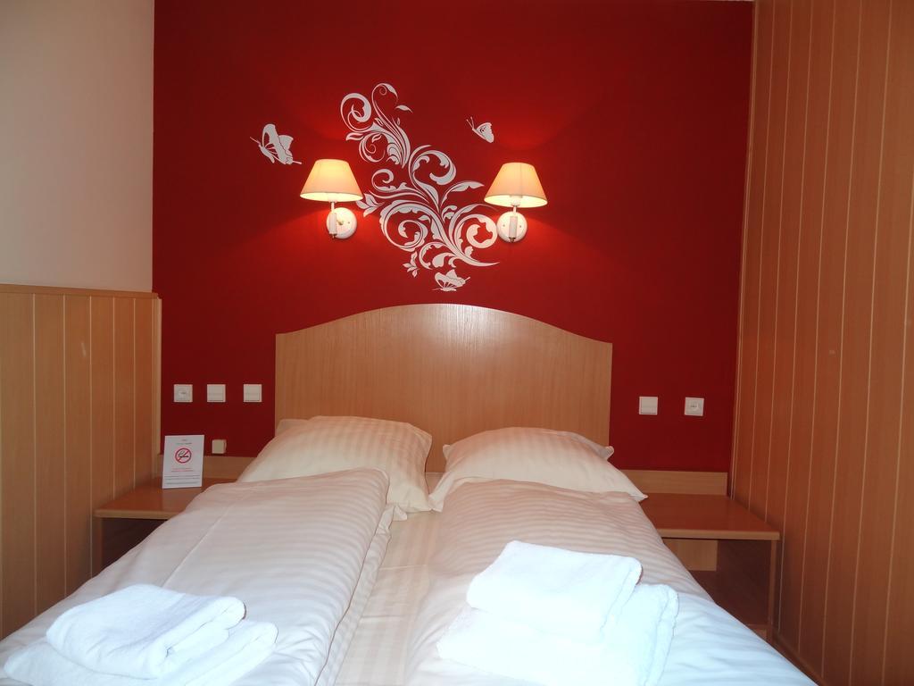 Hotel Atlantis Poznan Dış mekan fotoğraf